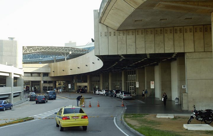 Sérgio Cabral menospreza o Aeroporto do Rio de Janeiro